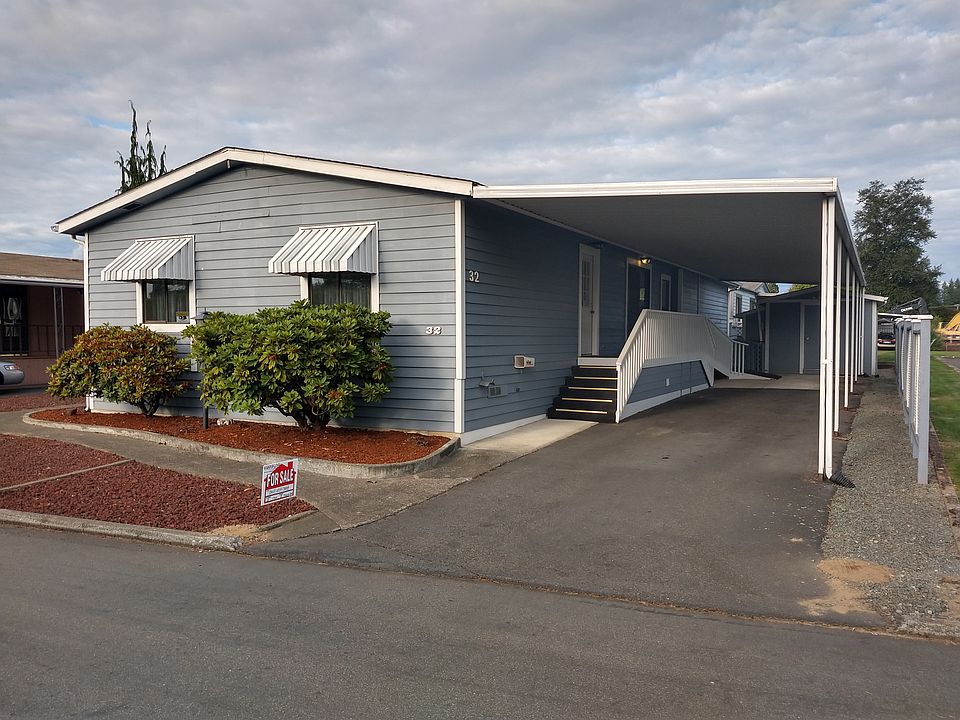 1st image of 4401 80th St NE Unit 32