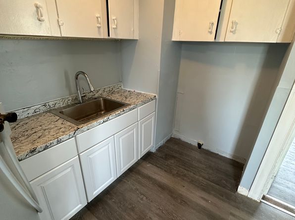 274 Broad St APT 2E