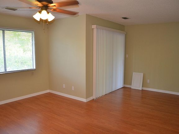 Living Room / Balcony Entrance