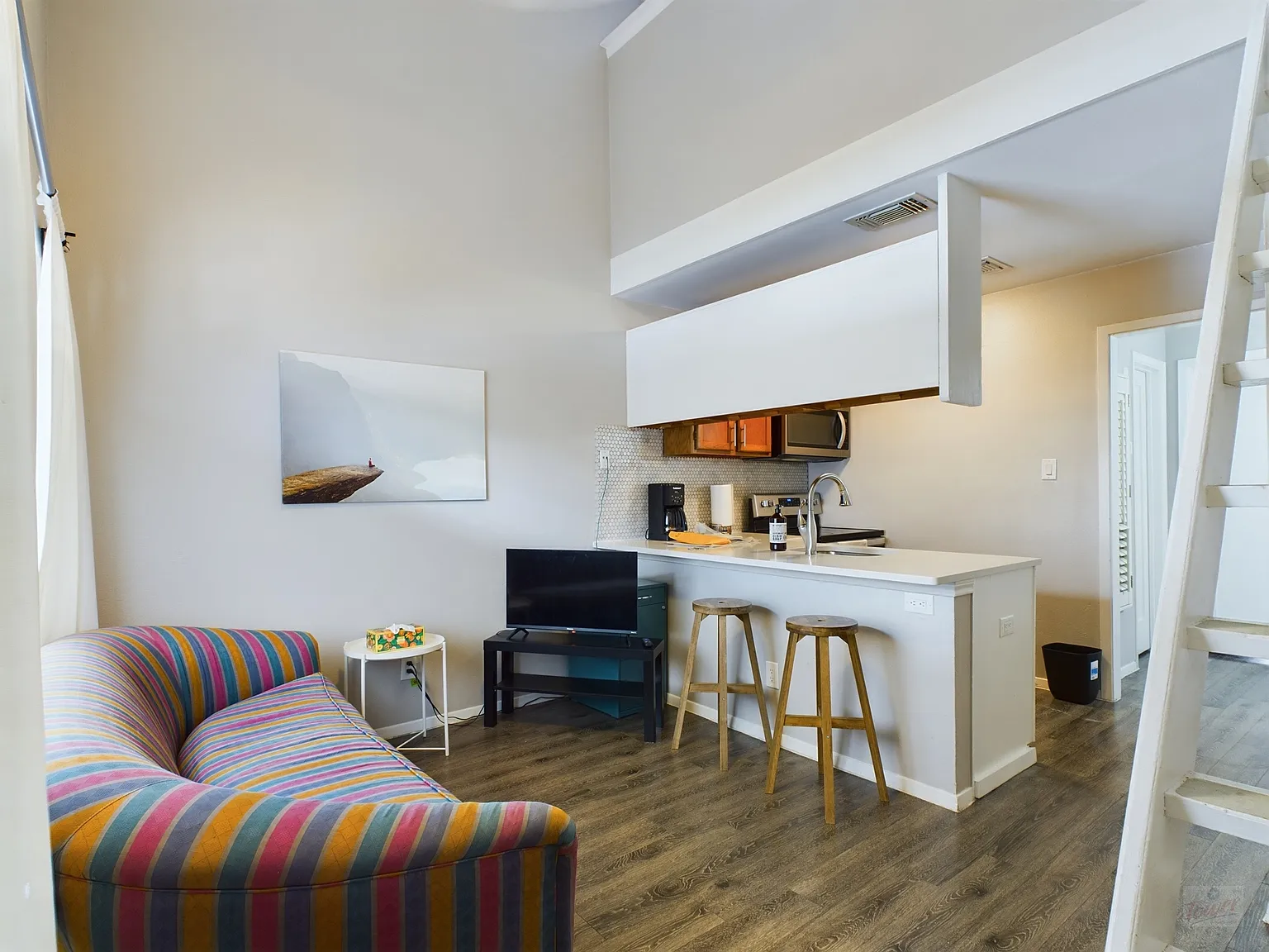 2815 Rio Grande St Apt 213 — Photo 2
