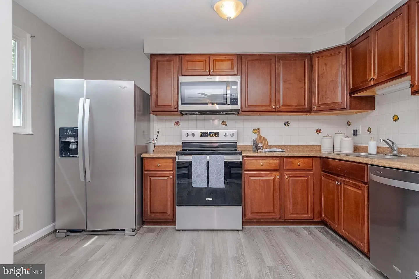 3 bed, 2.5 bath, 1540 sqft, $2,500 — Photo 3