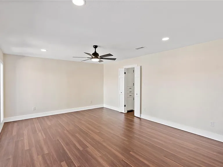 3705 Old Oaks Dr — Photo 18