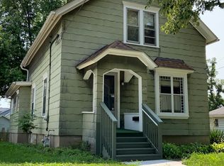 403 Edwards St, Aurora, IL 60505