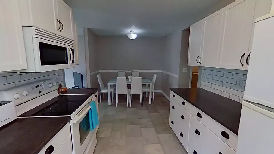 3 bed, 1.0 bath, $2,200 — Photo 4