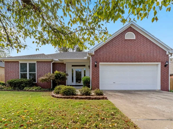 3131 Birch Pl, Springdale, AR 72762