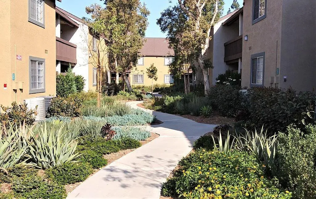 Photo 1 of 56 - Rose Pointe - Fullerton, CA Primary Photo - Rose Pointe