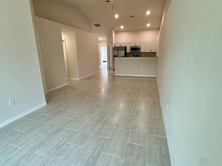 1205 Gleason Pkwy #1205 — Photo 13