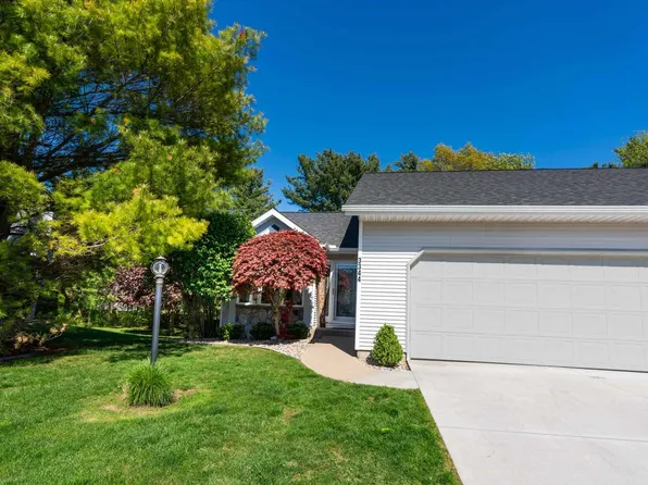 3344 Starboard Dr #87, Holland, MI 49424