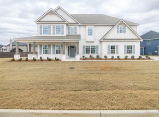 409 Bella Notte Cir, Warner Robins, GA 31088