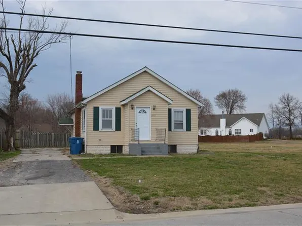 3412 Fosterburg Rd, Alton, IL 62002