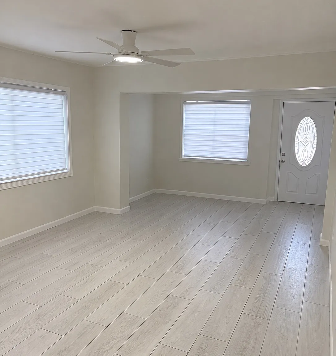 2 bed, 1.5 bath, 1026 sqft, $2,800 — Photo 3