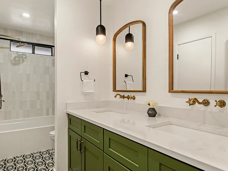 801 University Heights Dr — Photo 14