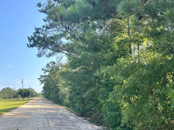 2374 Lyons Ln, Bonifay, FL 32425