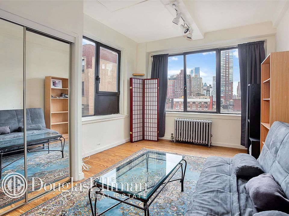 1st image of 118 W 72nd St APT 1203