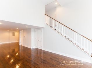 1219 W Wrightwood Ave #1, Chicago, IL 60614