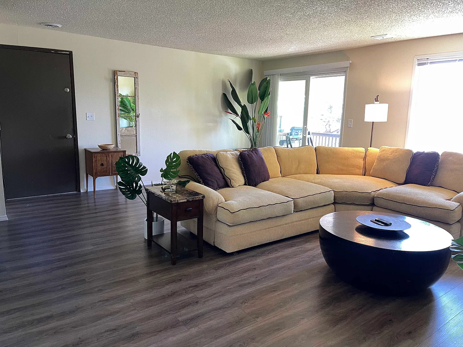 1903 Dawn Ct — Photo 2