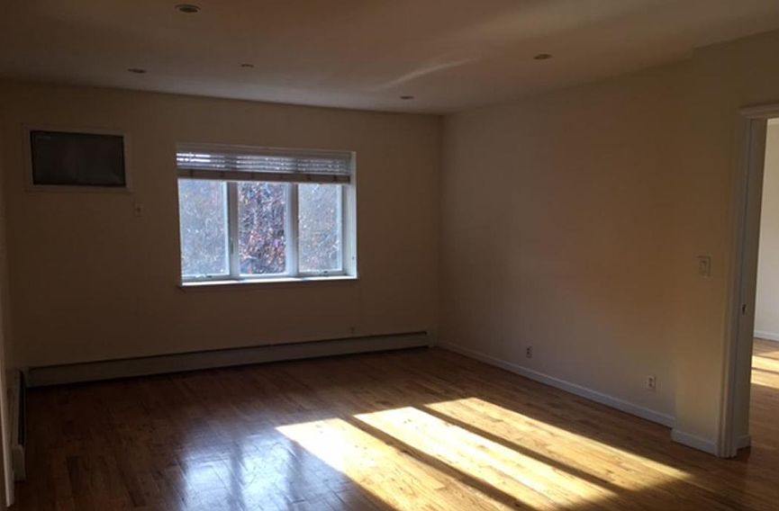 2nd image of 566 Warren St