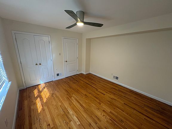 2nd image of 1336 E 70th St #1