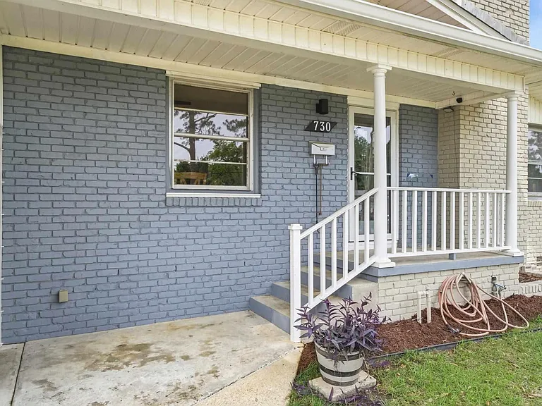 730 Nagel Dr — Photo 4
