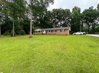 408 Sunset Blvd, Clinton, SC 29325