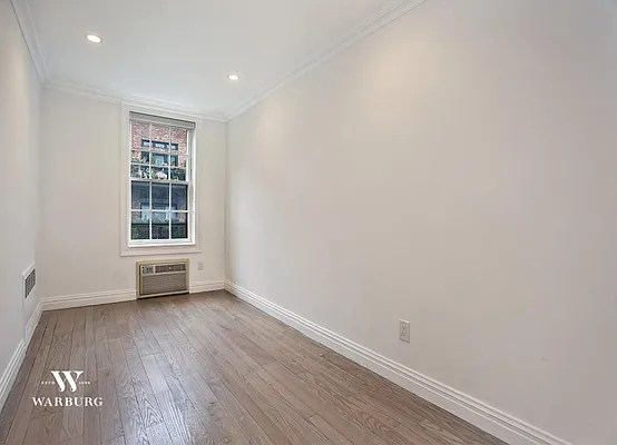 Rented by Warburg | media 15