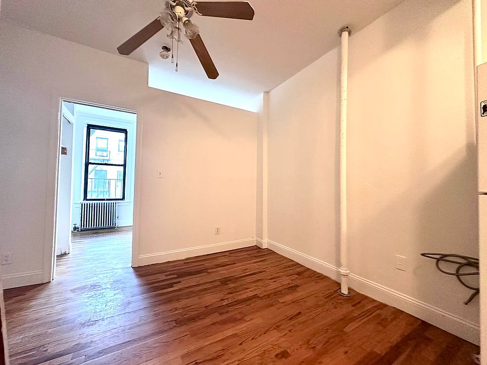 2nd image of 274 W 119th St APT 3B