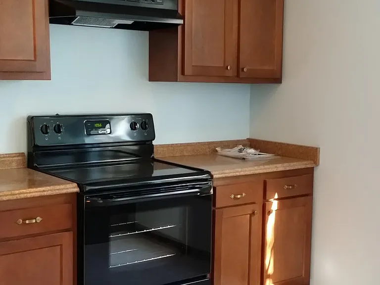 1140 Lake Ave — Photo 5