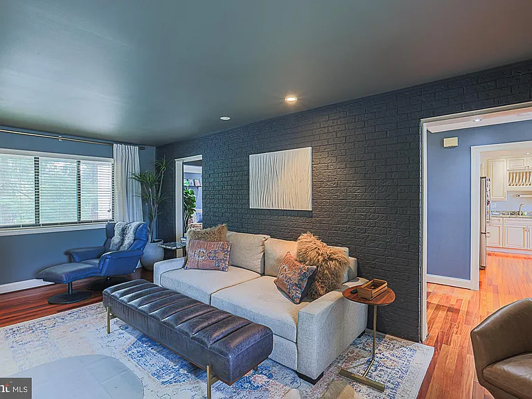 400 Five Farms Ln — Photo 31