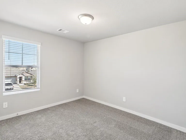 18075 Martin Pines Dr — Photo 26