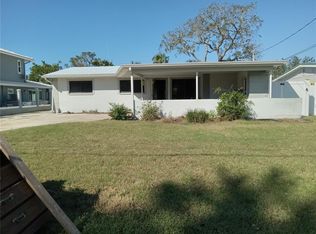 4310 Huntington St NE, Saint Petersburg, FL 33703