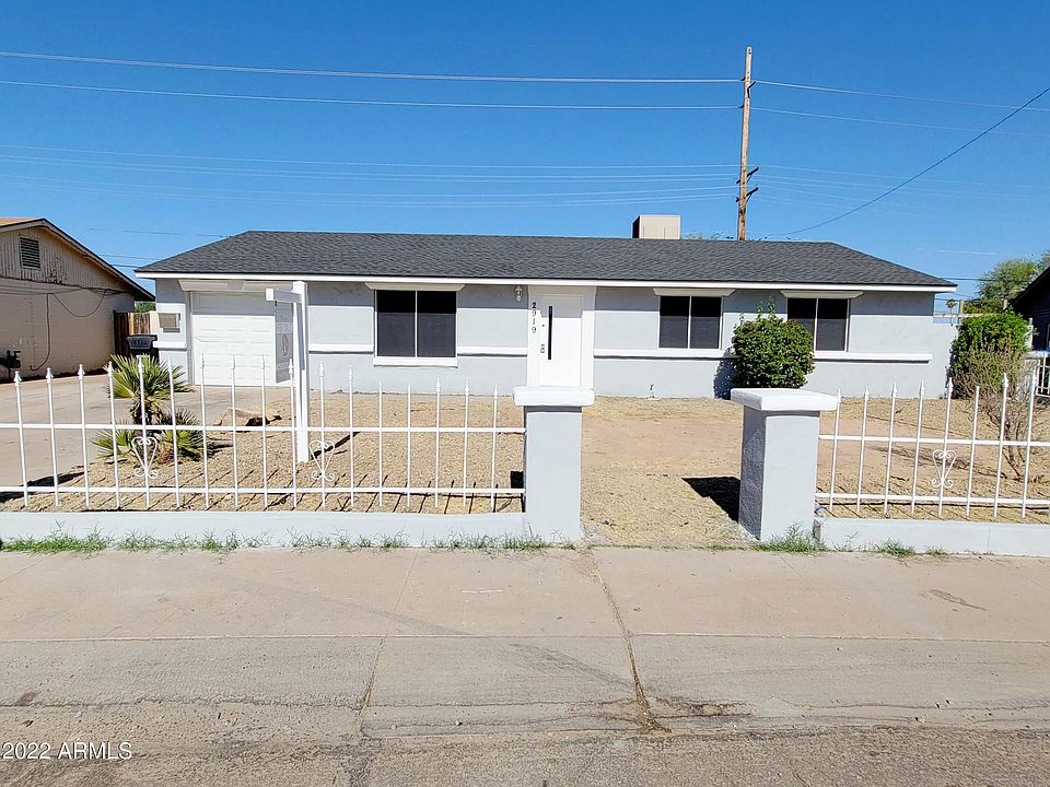 1st image of 2919 N 47th Dr