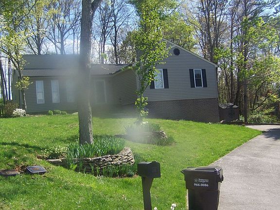 3rd image of 1411 Buxton Dr