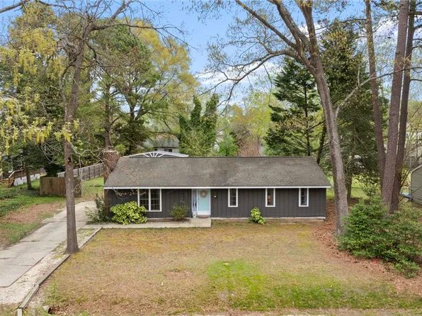 102 Haradd Ln, Williamsburg, VA 23188