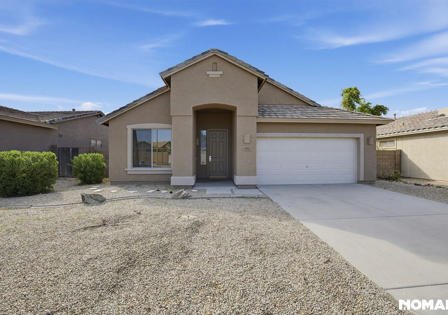 Spacious 4BR House in Avondale — Photo 2