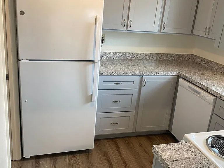 638 32nd Ave SE #5 — Photo 10