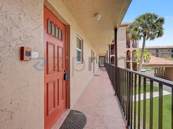 10110 Boca Entrada Blvd, Boca Raton, FL
