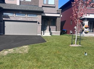 3034 Sandy Acres Ave, Severn, ON L3V8P8