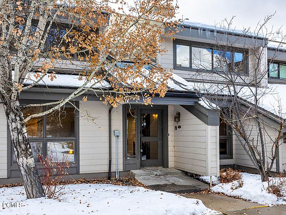 5th image of 1432 Deer Valley Dr N