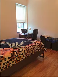 Rented by R New York