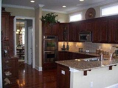 4th image of 103 Grayfox Dr