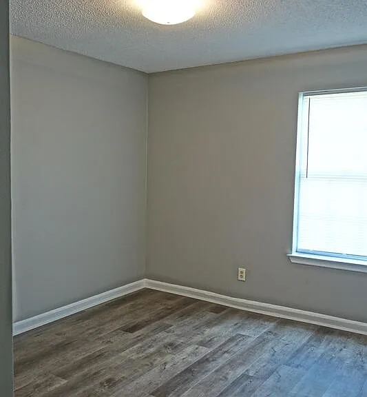13916 Sandhurst Dr SW — Photo 17