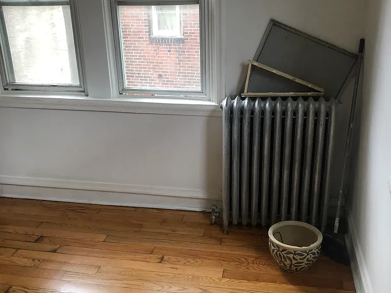 1319 S 22nd St #2 — Photo 8