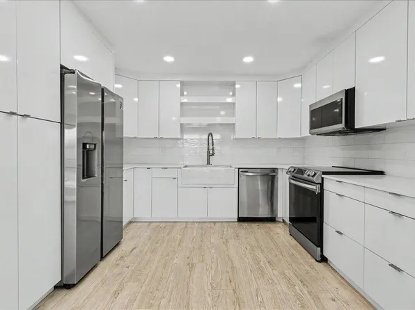 201 SW 1st Street #9, Boca Raton, FL 33432
