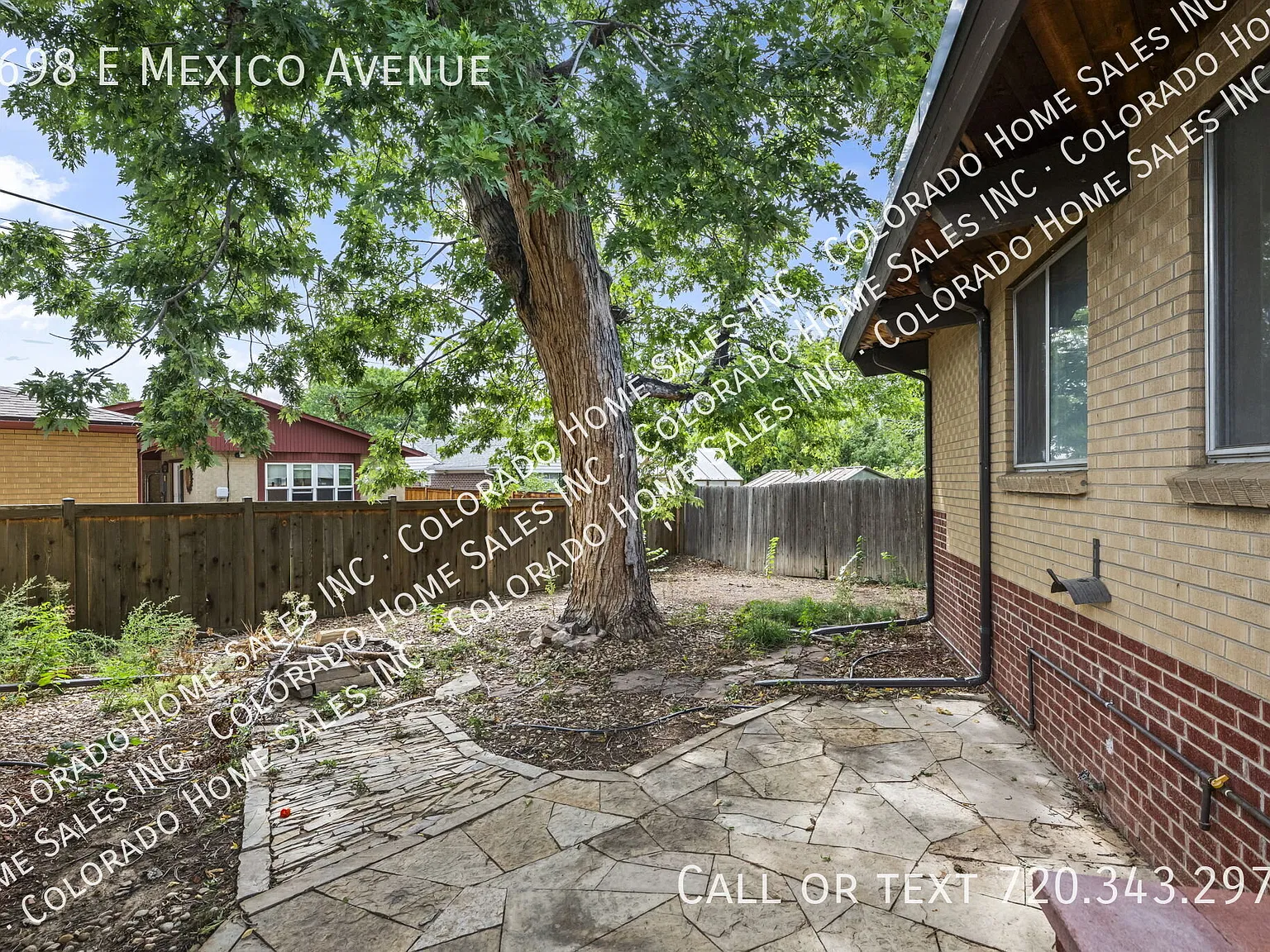 Lovely 4 bedroom, 2 bath, 2 car garage in Virginia Village! — Photo 3