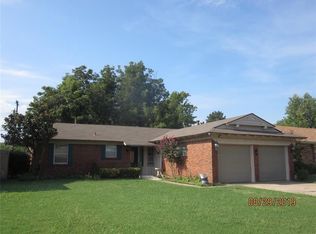 5724 NW 47th St, Warr Acres, OK 73122