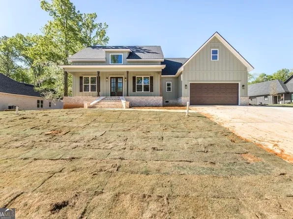 182 River Ridge Dr, Hawkinsville, GA 31036