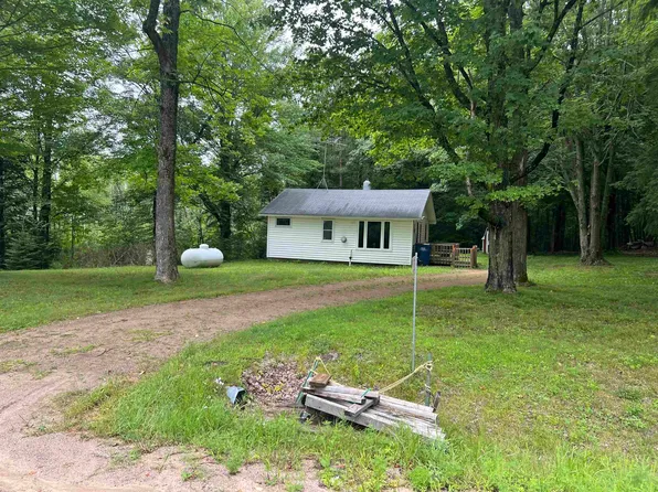 N6387 Pony Creek Rd, Bowler, WI 54416