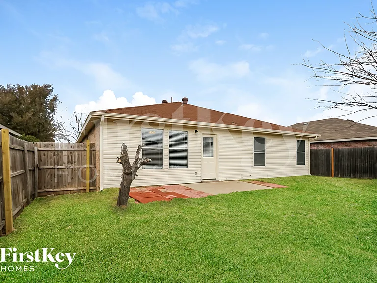 5308 Newcastle Ln — Photo 18