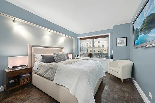 Sold by Keller Williams NYC | media 7