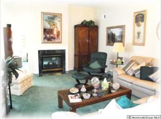 25 Trevi Ct, Manchester, NJ 08759